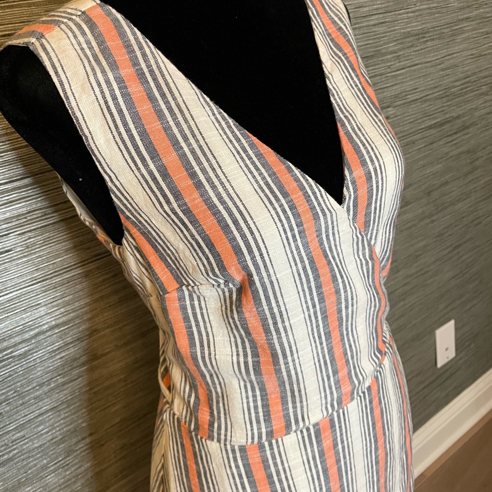 EXPRESS Wrap Dress - Picture 3 of 5